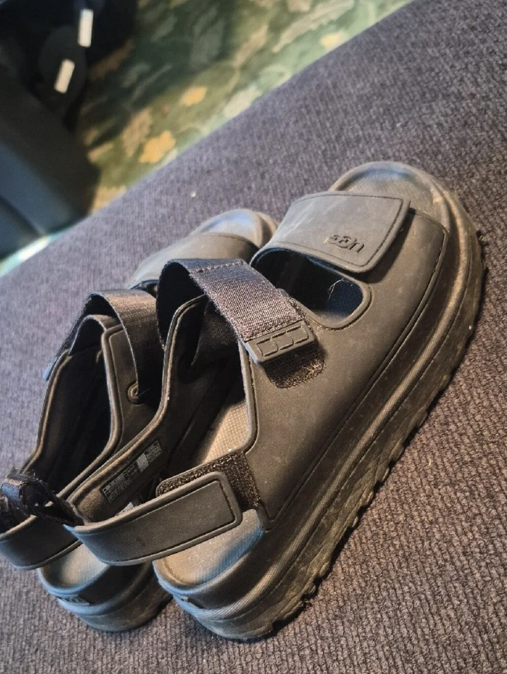 UGG Kids Black Hook-and-Loop Sport Sandals